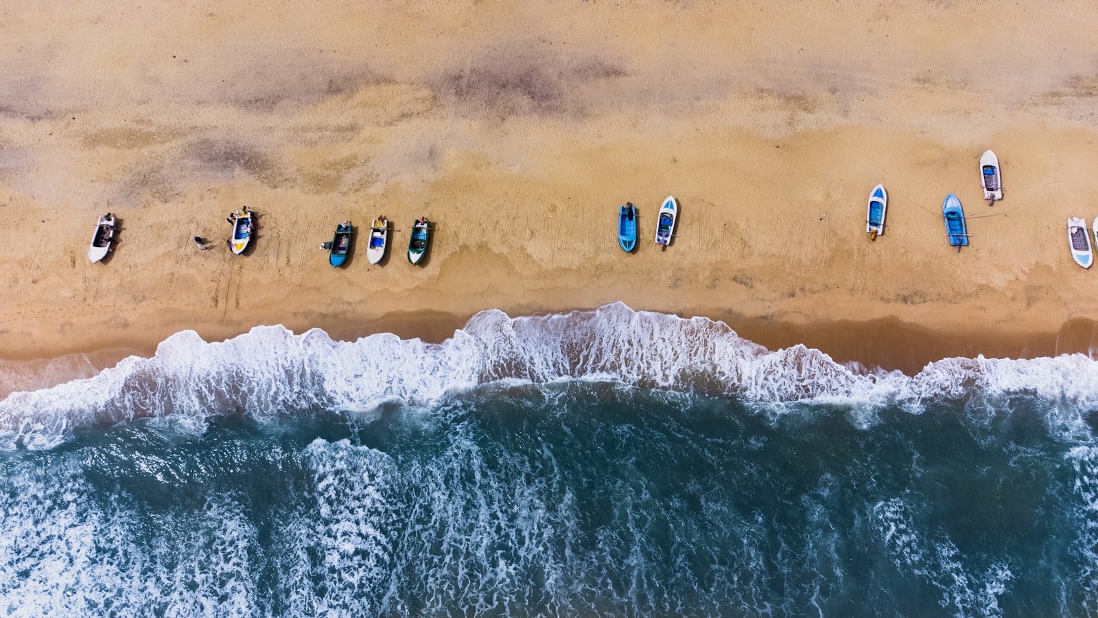 Tuktukrit langs de wilde stranden van Panama & Okanda