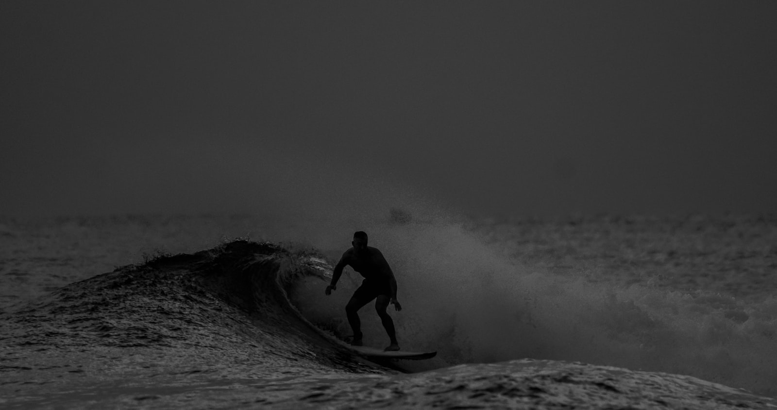 Surfen op Main Point, Arugam Bay